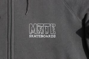hoody_logo_detail